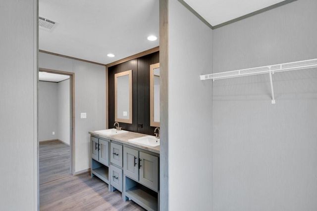 5426 Highview Drive, Granbury, TX 76048