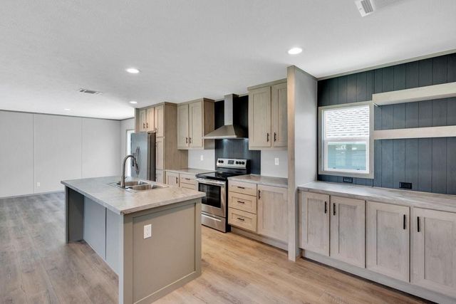 5426 Highview Drive, Granbury, TX 76048