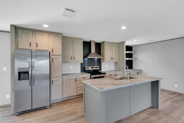 5426 Highview Drive, Granbury, TX 76048