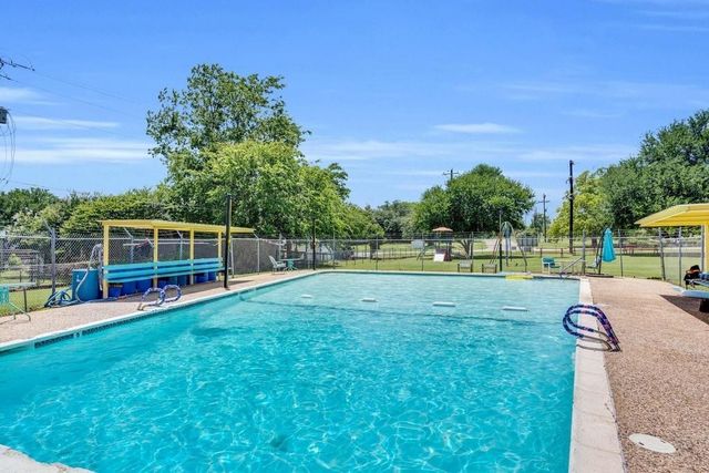 5426 Highview Drive, Granbury, TX 76048