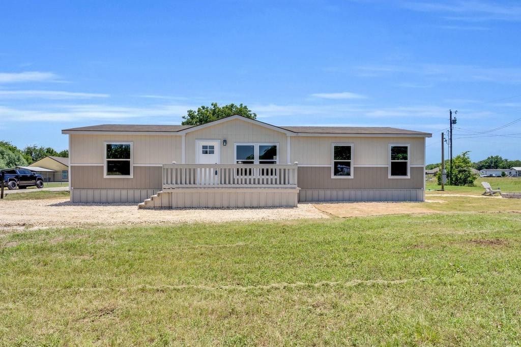 5426 Highview Drive, Granbury, TX 76048