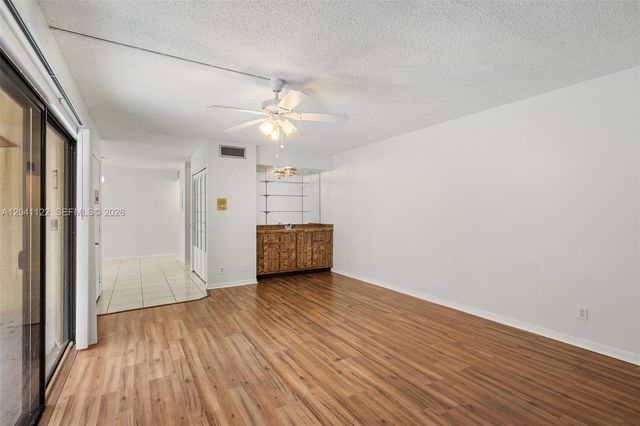 3118 Spanish Wells Dr 15-C, Delray Beach, FL 33445