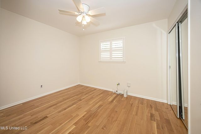 1107 Le Badine Court, Ocean Springs, MS 39564