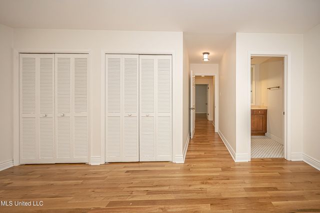 1107 Le Badine Court, Ocean Springs, MS 39564