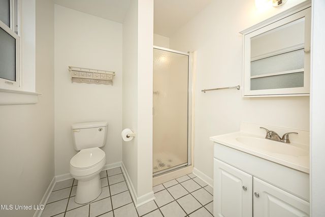 1107 Le Badine Court, Ocean Springs, MS 39564