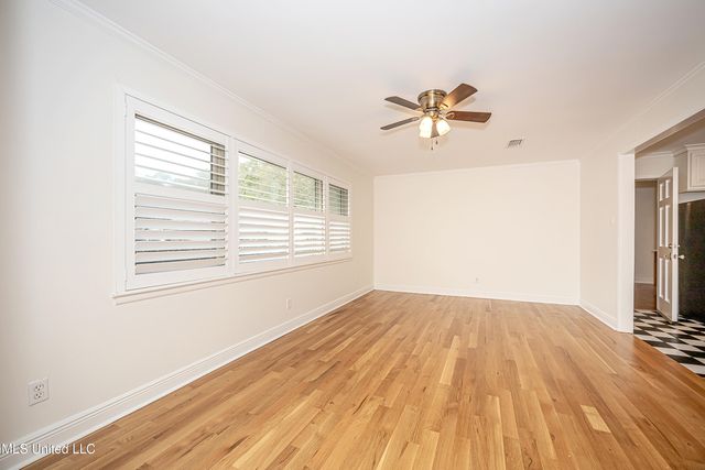 1107 Le Badine Court, Ocean Springs, MS 39564