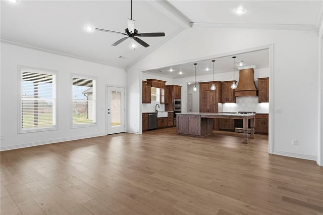 18157 Pepper Hills Drive, Siloam Springs, AR 72761
