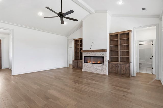 18157 Pepper Hills Drive, Siloam Springs, AR 72761