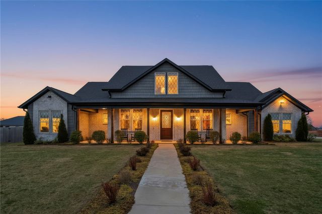 18157 Pepper Hills Drive, Siloam Springs, AR 72761