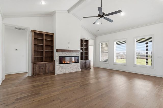 18157 Pepper Hills Drive, Siloam Springs, AR 72761