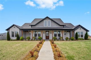 18157 Pepper Hills Drive, Siloam Springs, AR 72761