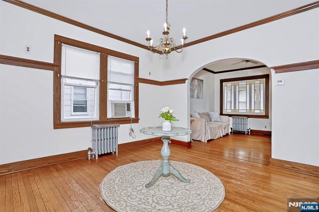 5-10 Hartley Place, Fair Lawn, NJ 07410