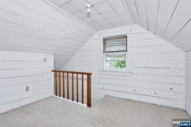 5-10 Hartley Place, Fair Lawn, NJ 07410