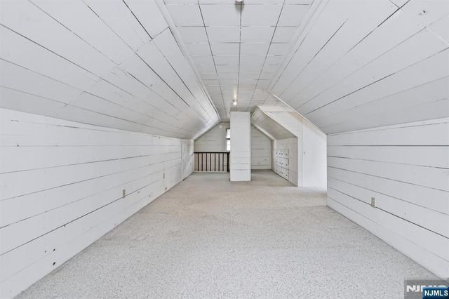 5-10 Hartley Place, Fair Lawn, NJ 07410