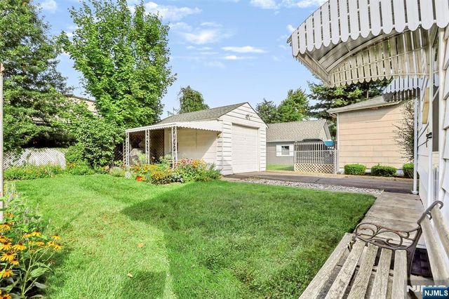 5-10 Hartley Place, Fair Lawn, NJ 07410