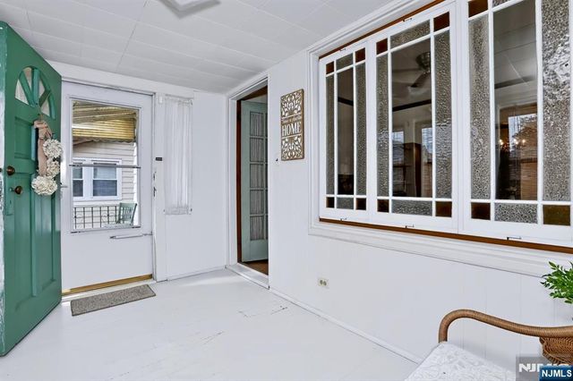 5-10 Hartley Place, Fair Lawn, NJ 07410