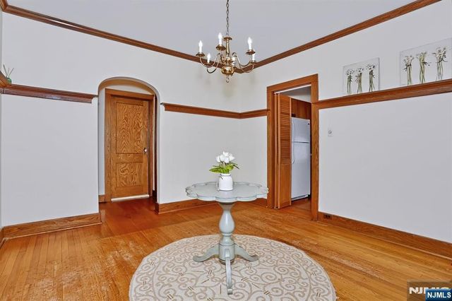 5-10 Hartley Place, Fair Lawn, NJ 07410
