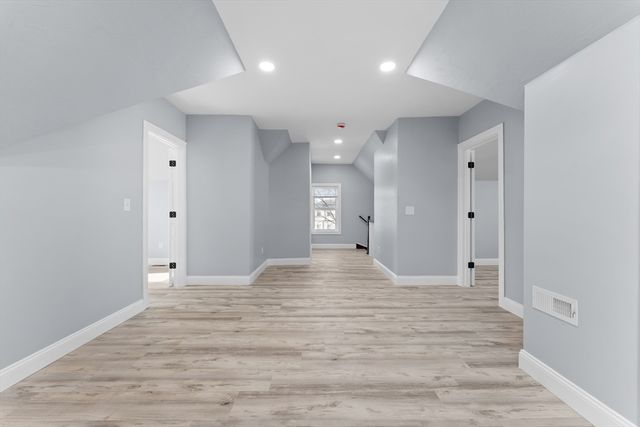 977 Warren, Brockton, MA 02301