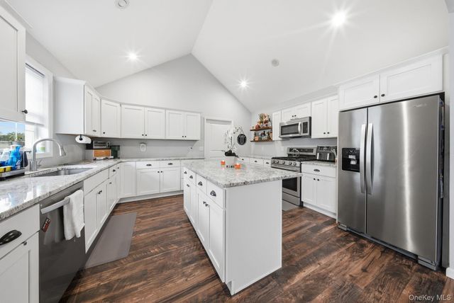 153 Ridgewood Avenue, Middletown, NY 10940