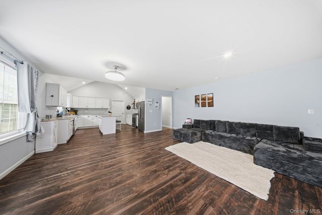 153 Ridgewood Avenue, Middletown, NY 10940
