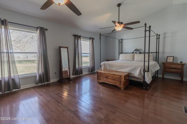 1110 Clark Station Rd, Fisherville, KY 40023