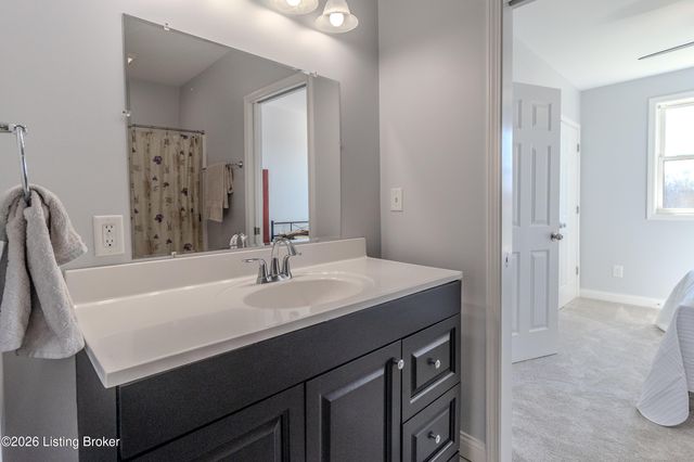 1110 Clark Station Rd, Fisherville, KY 40023