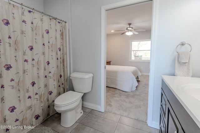 1110 Clark Station Rd, Fisherville, KY 40023
