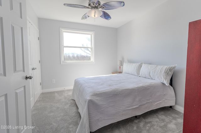 1110 Clark Station Rd, Fisherville, KY 40023