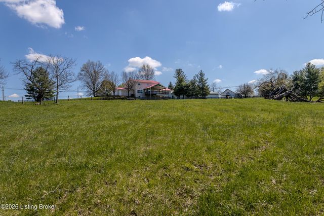 1110 Clark Station Rd, Fisherville, KY 40023