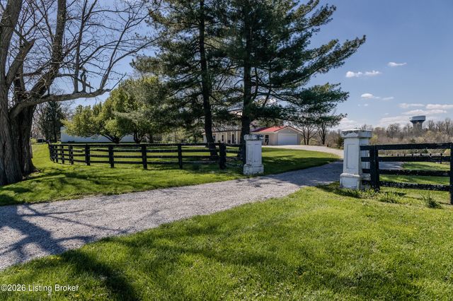 1110 Clark Station Rd, Fisherville, KY 40023