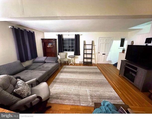 409 SWARTHMORE RD, Glassboro, NJ 08028