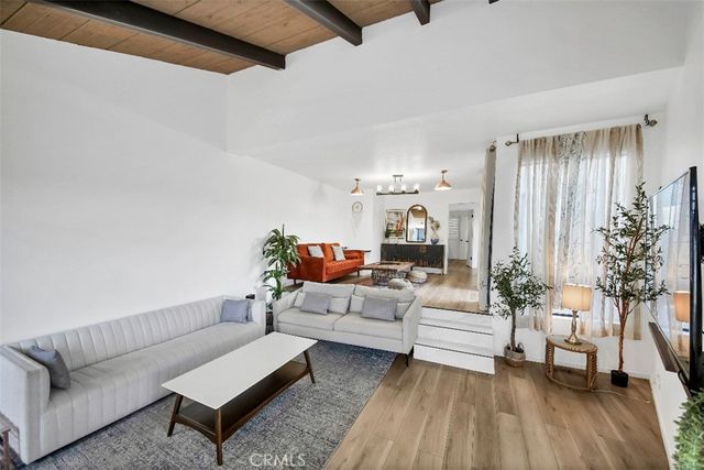 10444 Canoga Avenue 40, Chatsworth, CA 91311
