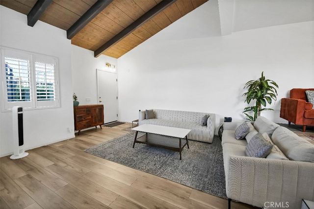 10444 Canoga Avenue 40, Chatsworth, CA 91311