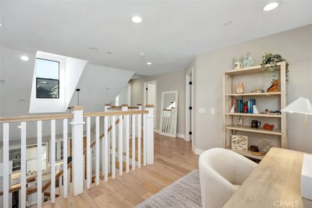 2076 Tablelands Way, Costa Mesa, CA 92627