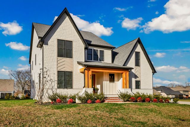 867 Shady Bluff Trl, Clarksville, TN 37043