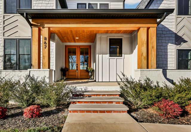 867 Shady Bluff Trl, Clarksville, TN 37043