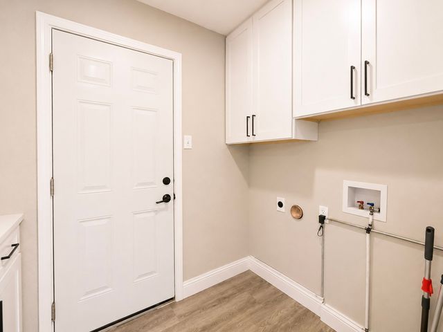102 E Highland Drive, Irving, TX 75062