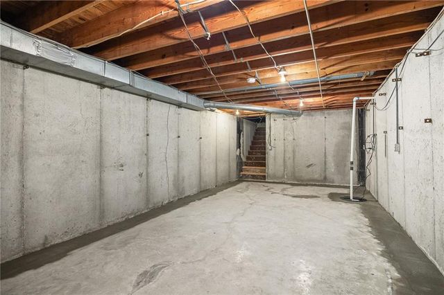 1012 S 7th Street, Savannah, MO 64485