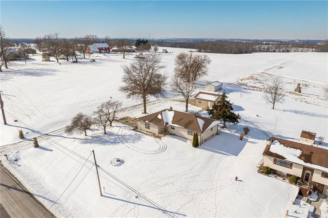 1012 S 7th Street, Savannah, MO 64485