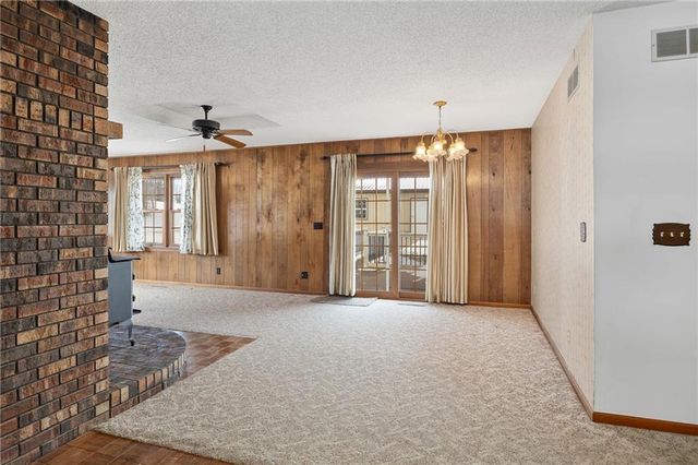 1012 S 7th Street, Savannah, MO 64485