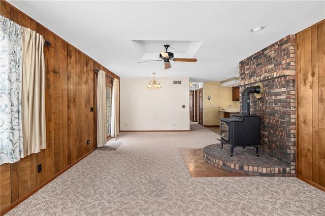 1012 S 7th Street, Savannah, MO 64485