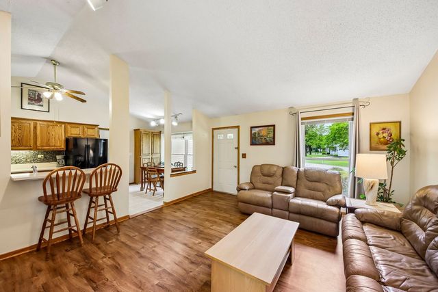 356 Westbrook Circle, Naperville, IL 60565