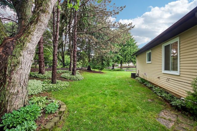 356 Westbrook Circle, Naperville, IL 60565