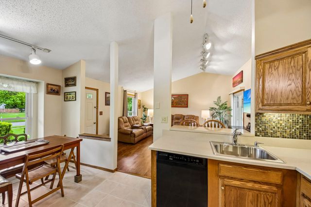 356 Westbrook Circle, Naperville, IL 60565