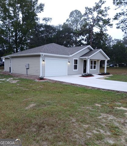 13 Dallas Circle, Folkston, GA 31537