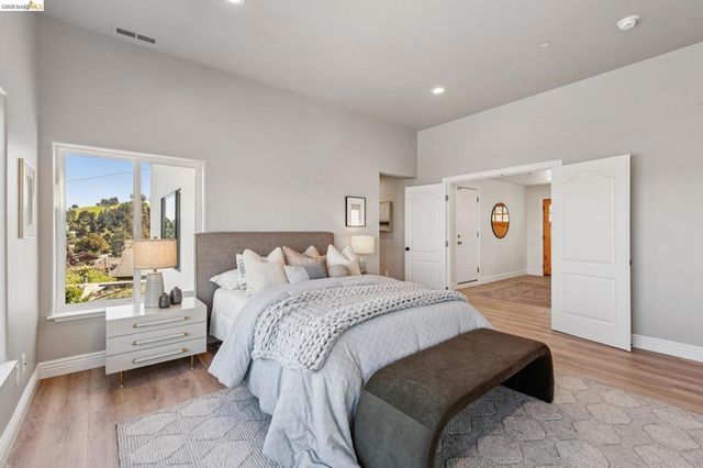 312 Golden Gate Ave, Richmond, CA 94801