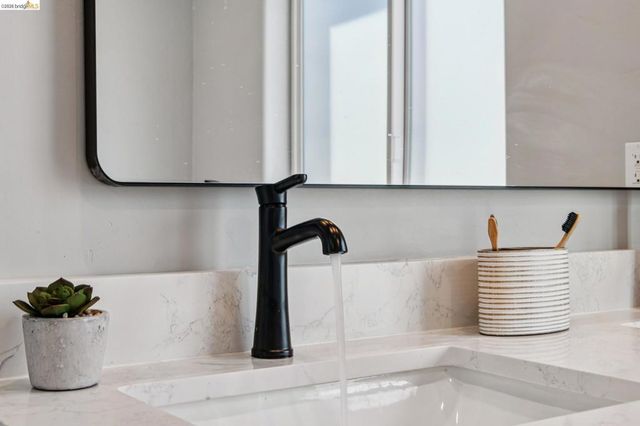 312 Golden Gate Ave, Richmond, CA 94801