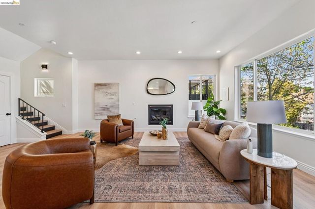 312 Golden Gate Ave, Richmond, CA 94801