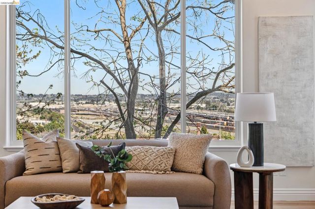 312 Golden Gate Ave, Richmond, CA 94801