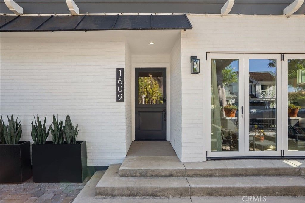 1609 E Balboa Boulevard, Newport Beach, CA 92661 — photo 4